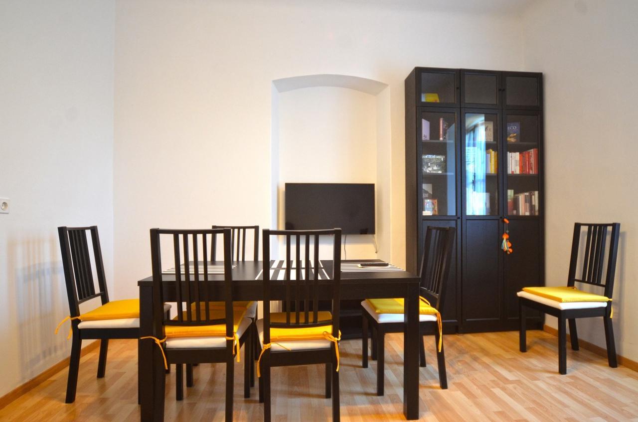 Carmelo House Ξενοδοχείο Ρόβινι Εξωτερικό φωτογραφία